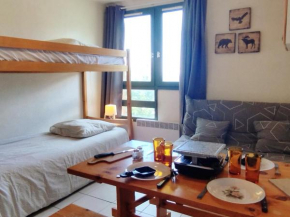 Studio au pied des pistes avec TV, ascenseur et casier à ski - FR-1-771-3